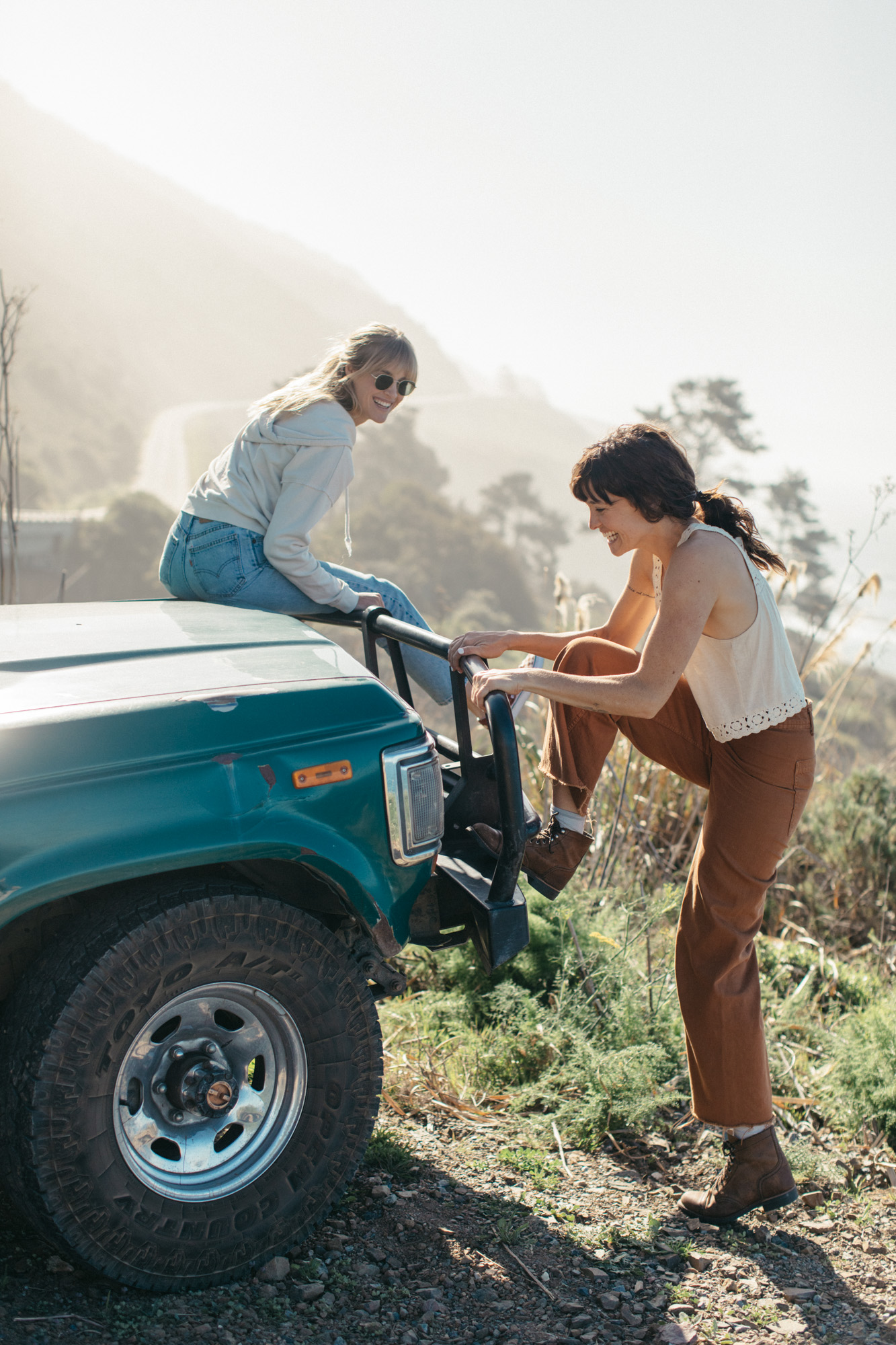 Commercial lifestyle photographer Jenavieve Bel Air's test shoot of a road trip along the coast of Big Sur, California.
