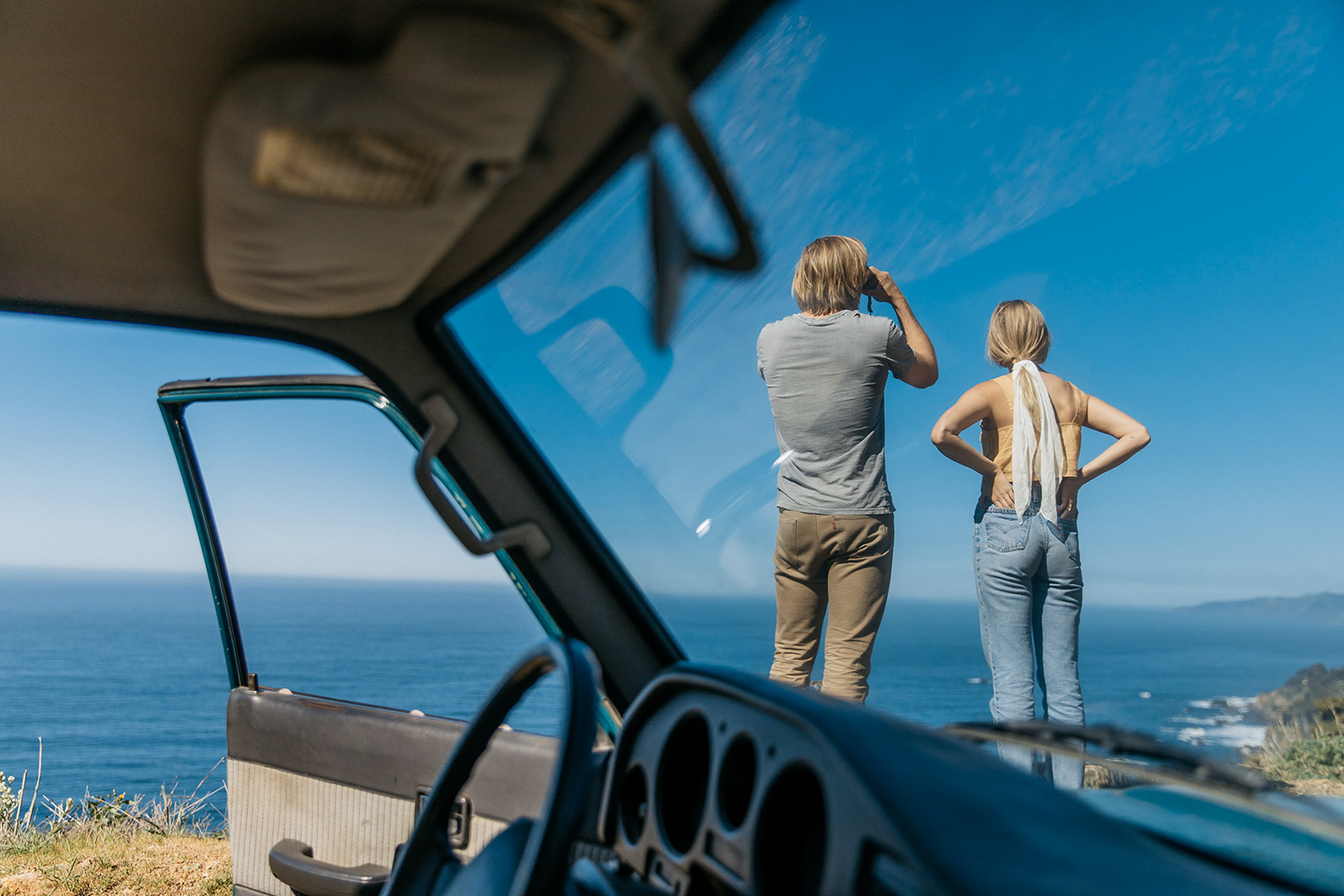 Commercial lifestyle photographer Jenavieve Bel Air's test shoot of a road trip along the coast of Big Sur, California.